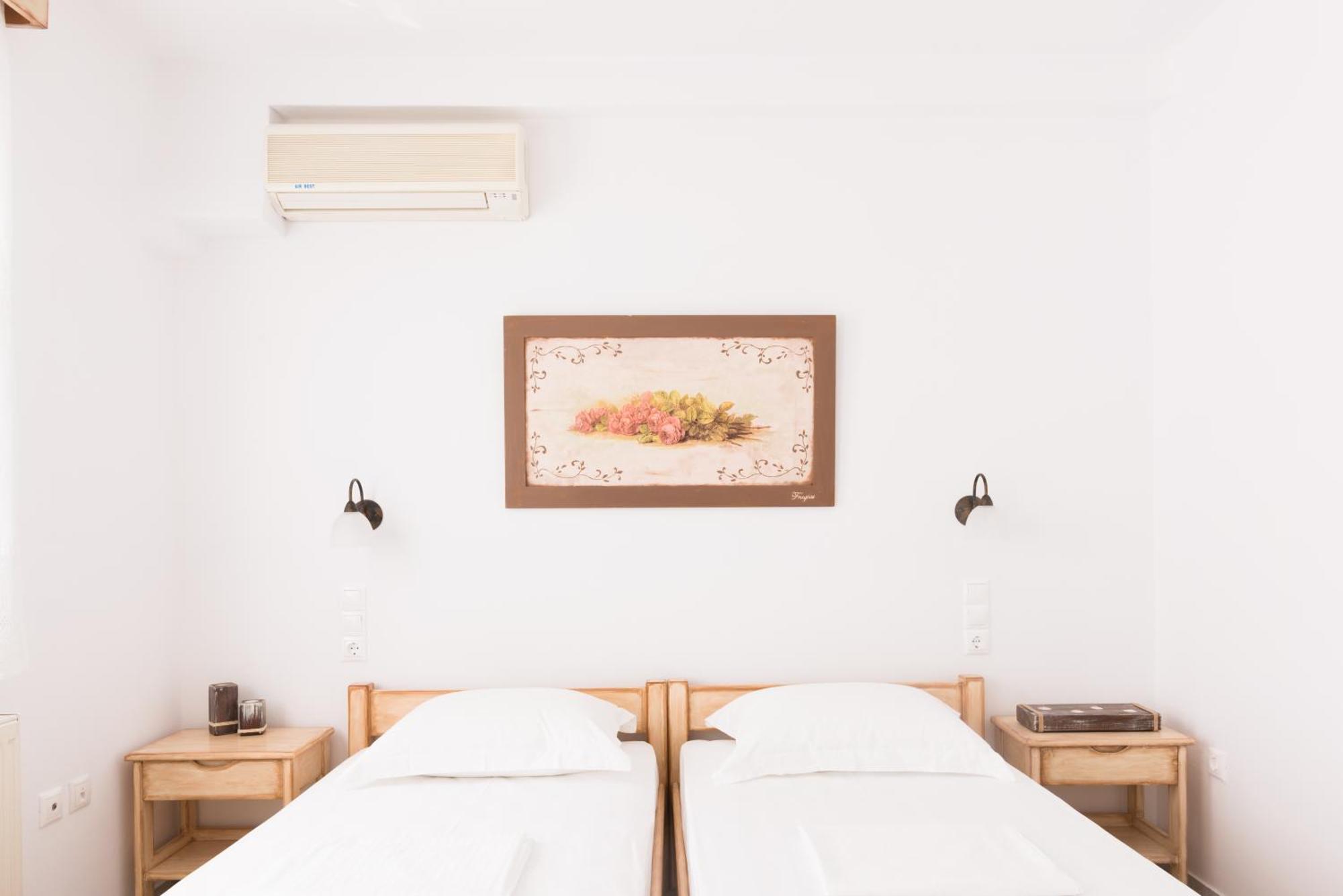 Economy Double Room – Lower level